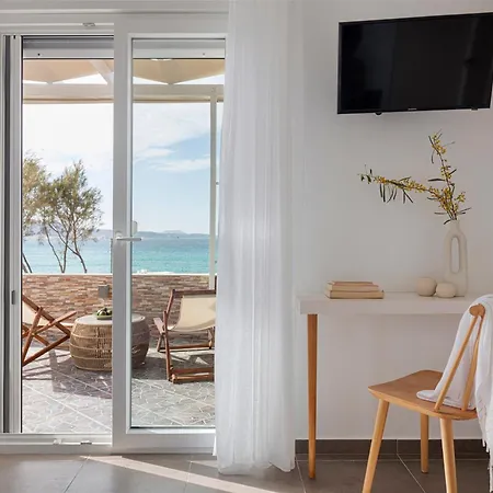 Mytakas Houses * Mytakas